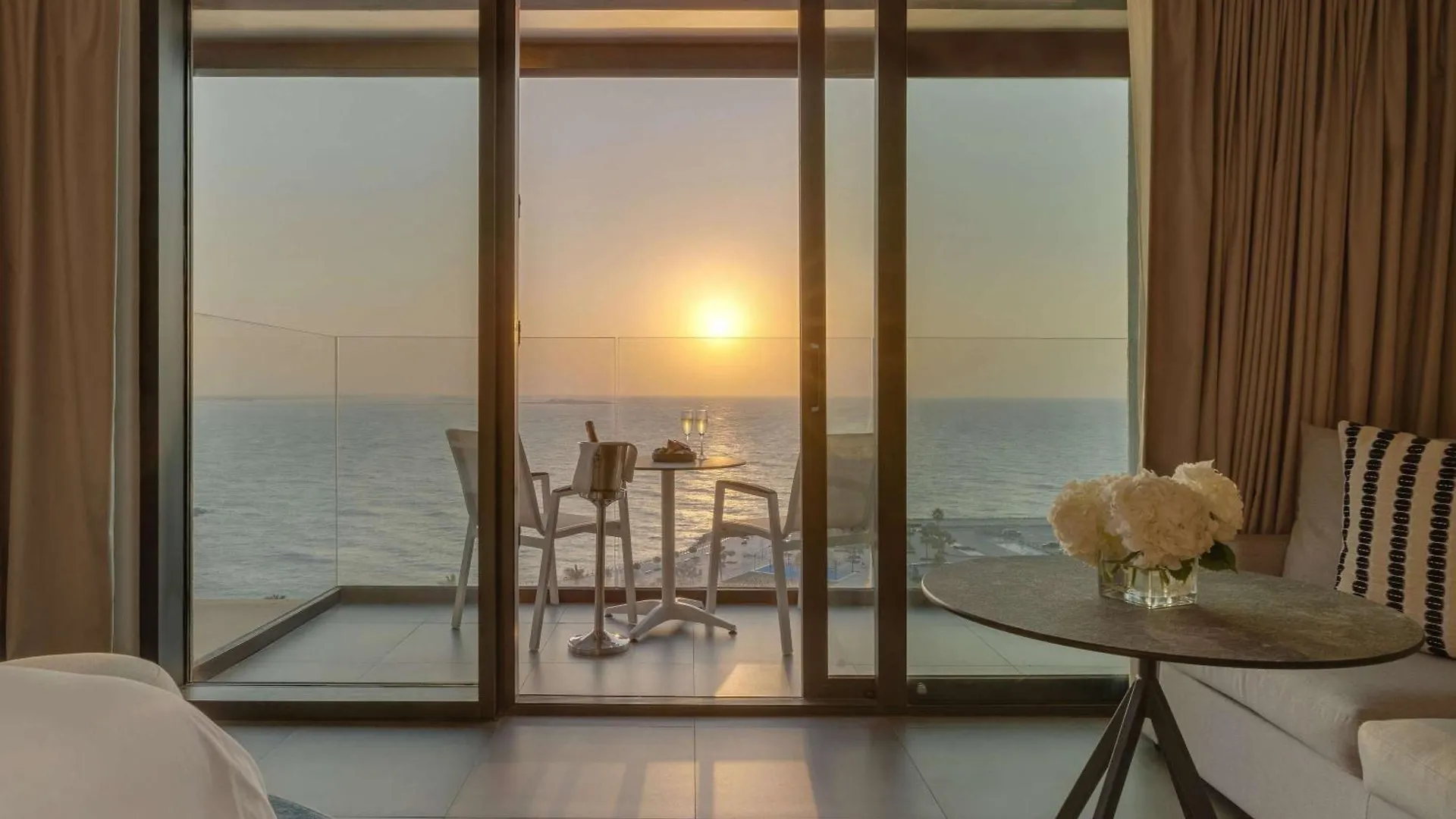 Moevenpick Resort Al Marjan Island Ras al-Khaimah 5*,  United Arab Emirates